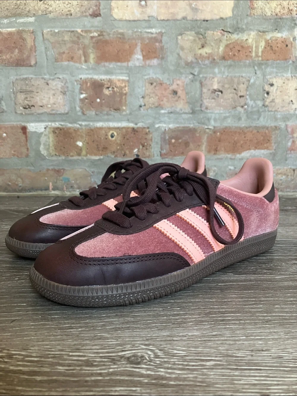 Adidas Samba OG Women's sneaker in the 